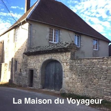 La Maison Du Voyageur 1546 Passavant Bagian luar foto